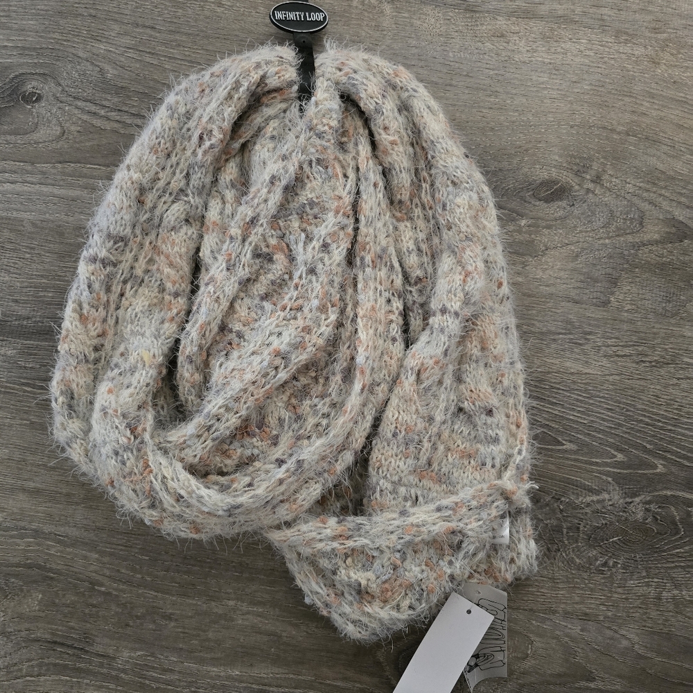 Cozy NFINITY Scarf - Multicolor